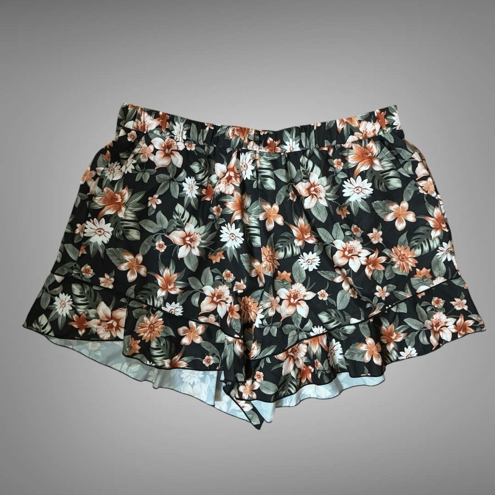 EMERY ROSE SATIN SHORTS SIZE 2X
